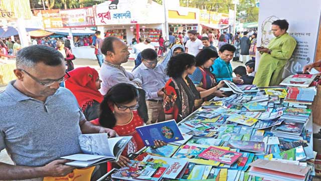 পহেলা ফেব্রুয়ারি থেকে বইমেলা শুরুর দাবি প্রকাশক-লেখক মহলের