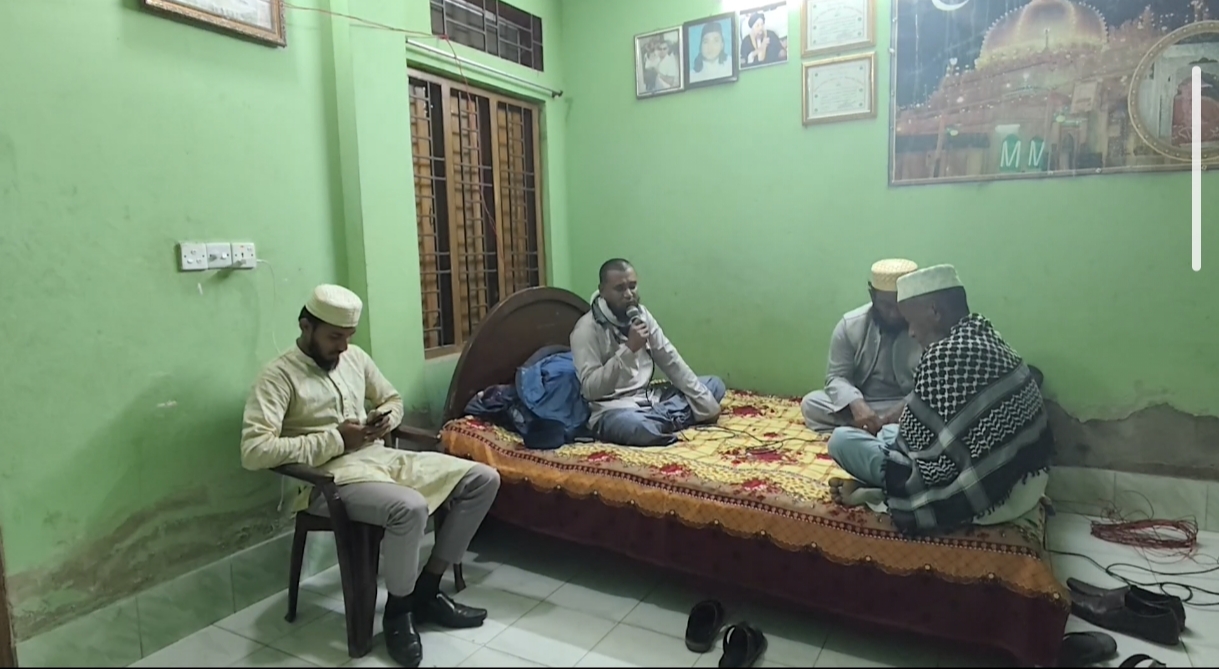 আগিউন বাগান বাড়িতে সফিনা খতম ও দোয়া মাহফিল অনুষ্ঠিত